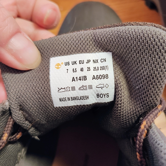 Timberland Men's Brown Hiking Boots - Picture 7 of 10